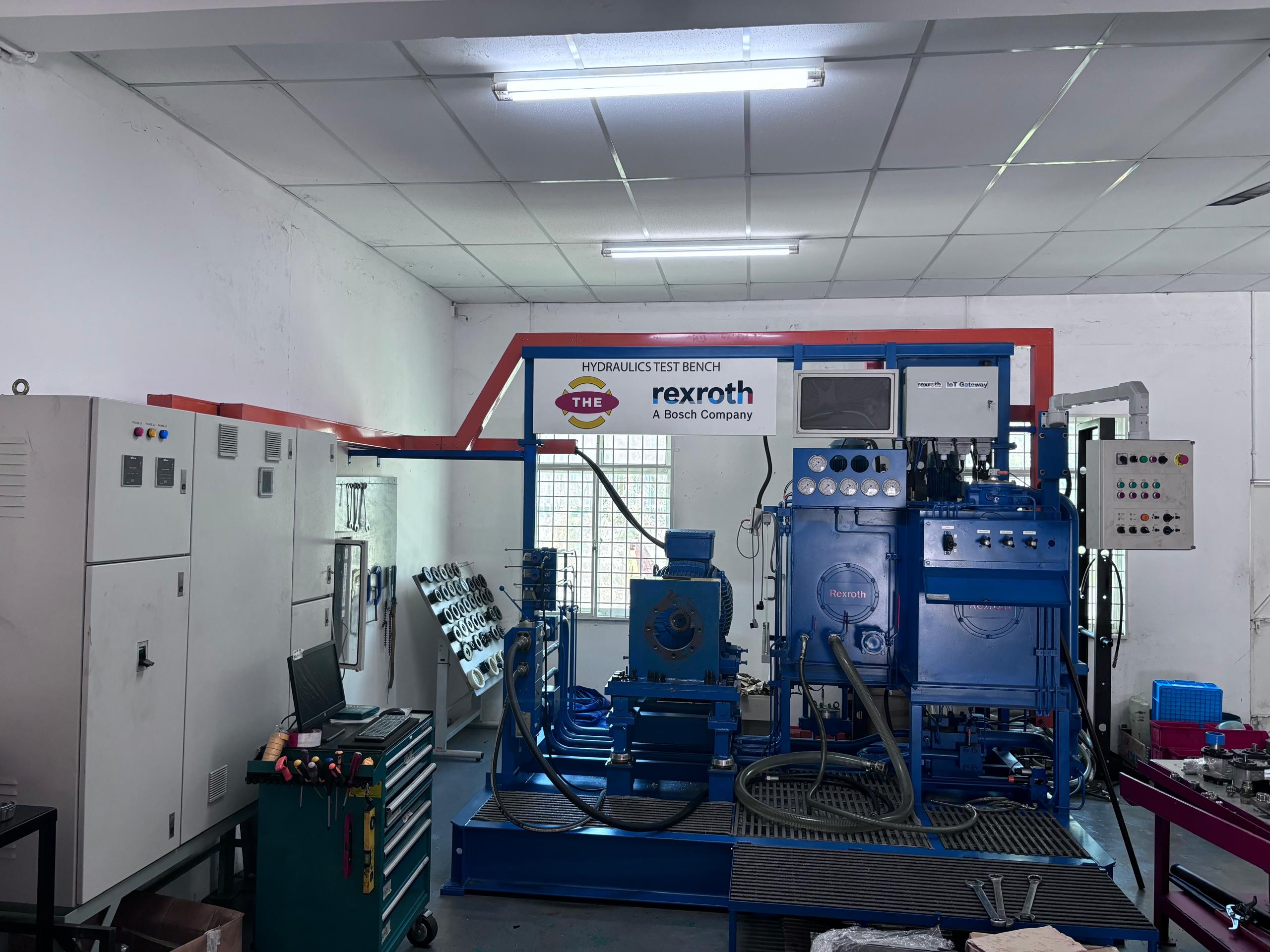 Bosch Rexroth hydraulics test bench at Twin Hydraulics Engineering in Malaysia, used to test and verify every hydraulic pump and motor repair